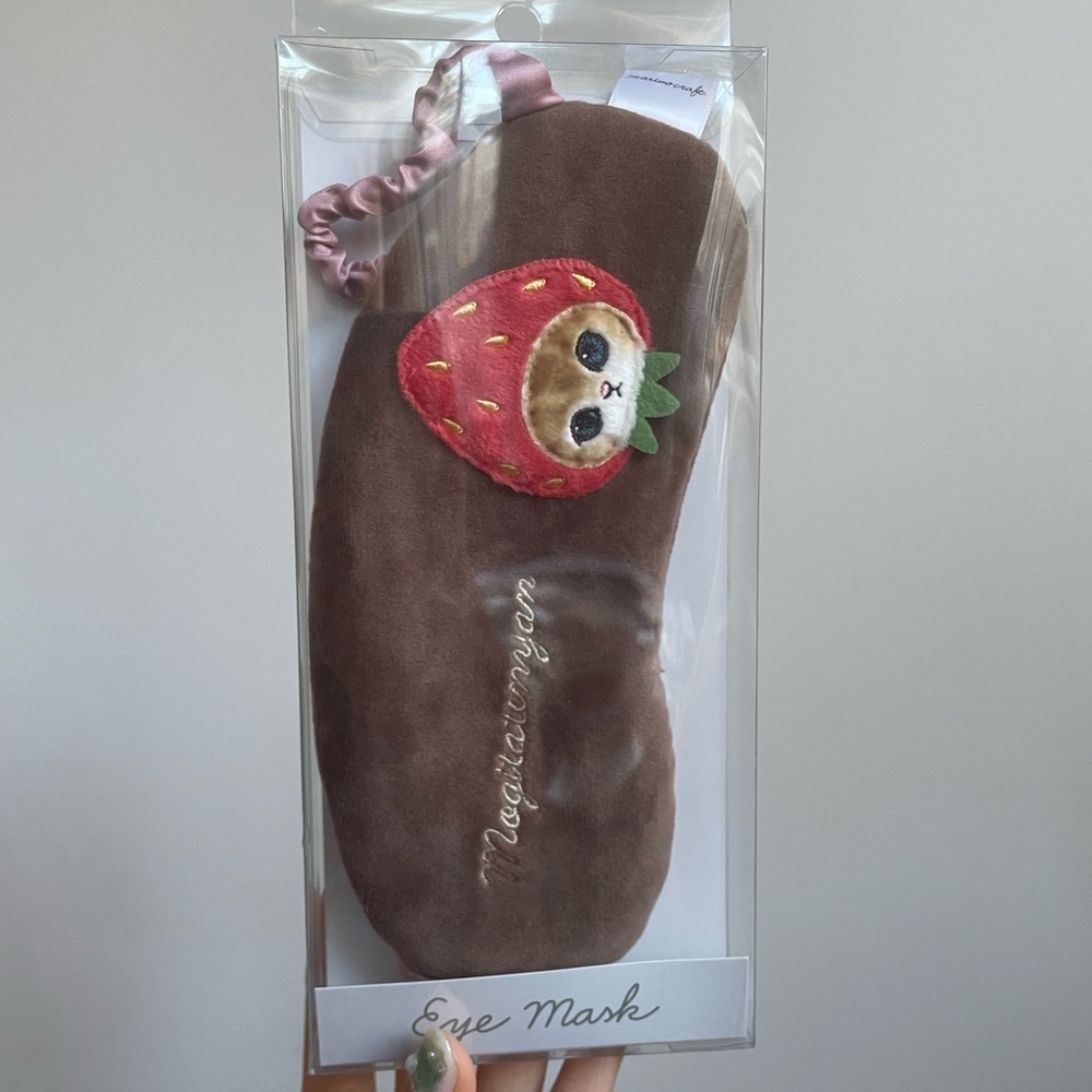 Mofusand eye mask